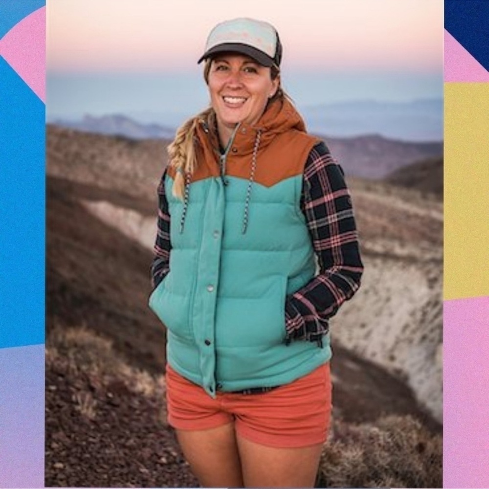 Patagonia Bivy Hooded Down Vest in Mogul Blue size L mushroom print interior - Picture 2 of 10